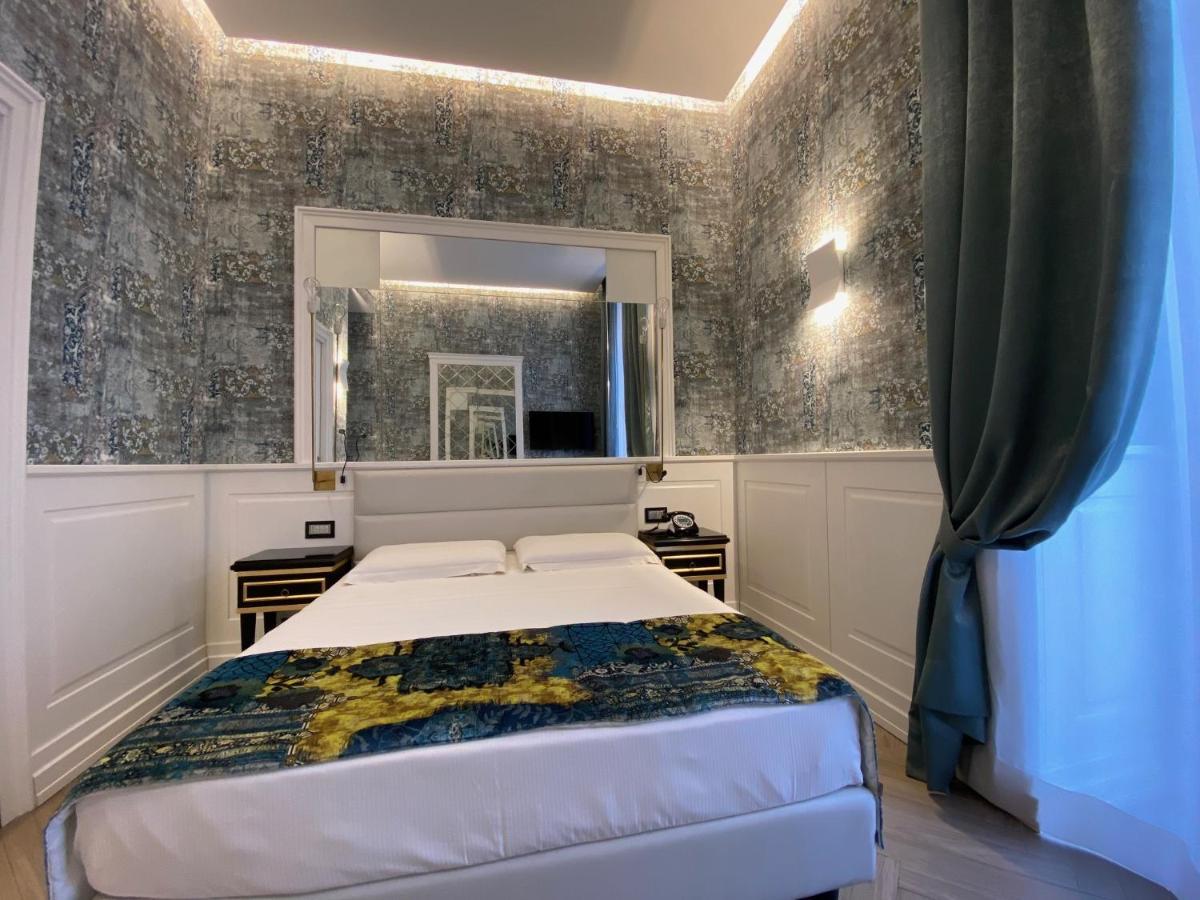 Relais Piazza Vittoria Panzió Nápoly Kültér fotó