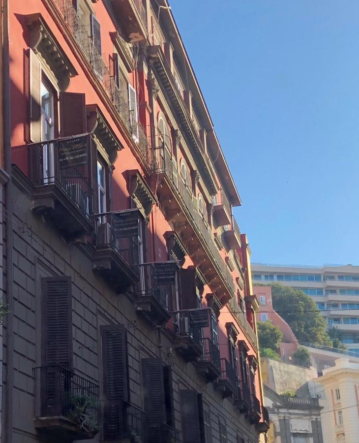 Relais Piazza Vittoria Panzió Nápoly Kültér fotó